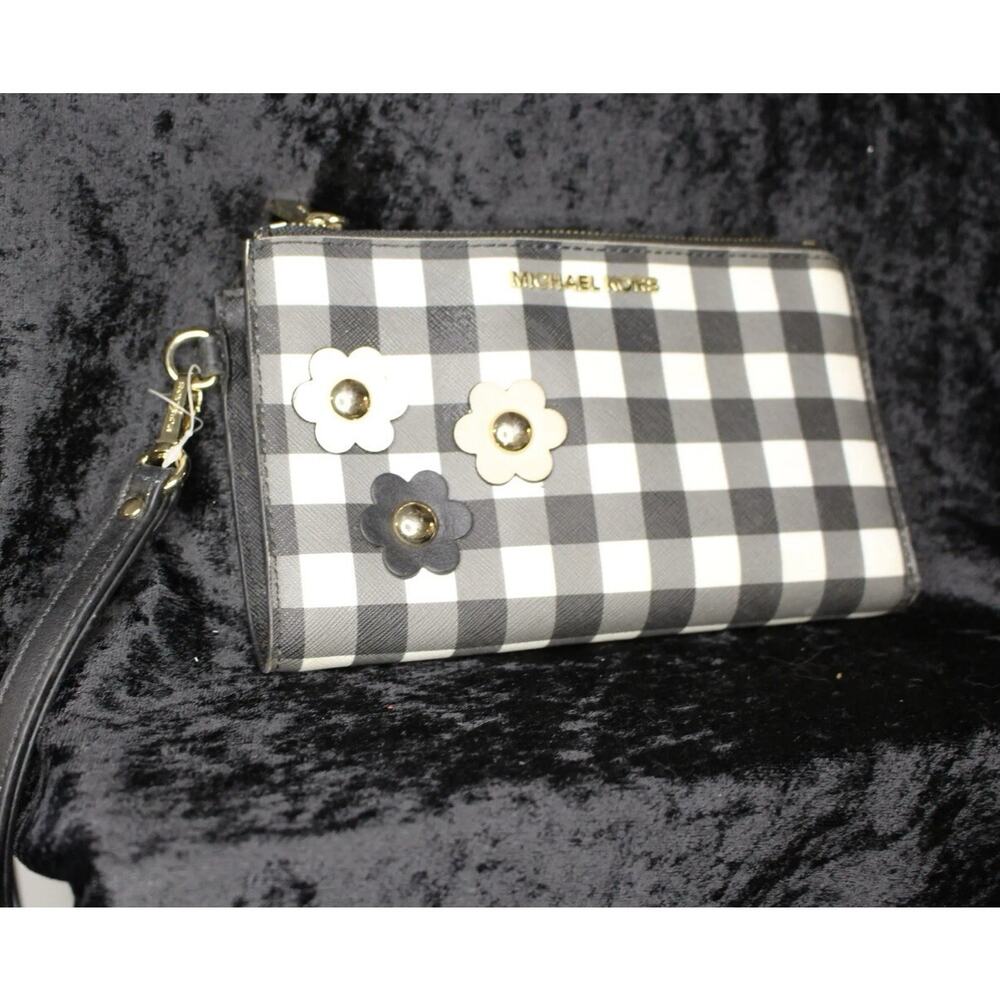 Pre-owned - Michael Kors black and white plaid wallet flower accents